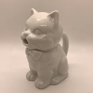 Adorable Cat Creamer!